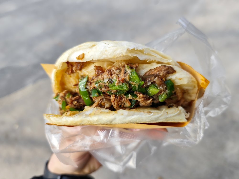โร่วเจียหมัว / แฮมเบอร์เกอร์จีน (Roujiamo - 肉夹馍)