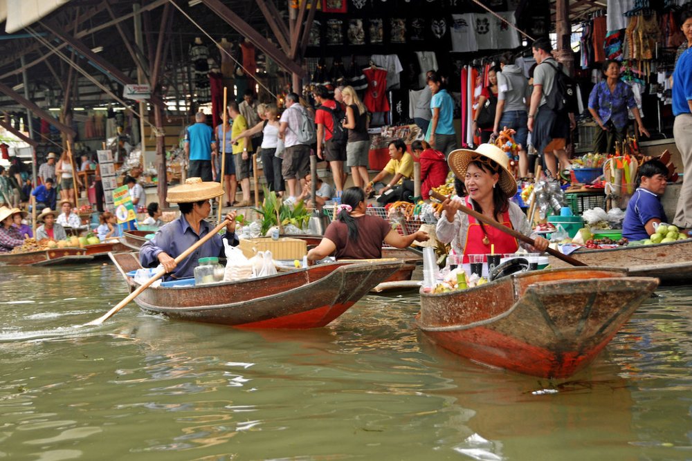 Chợ Nổi Bốn Miền Pattaya: Trải Nghiệm Văn Hóa Độc Đáo Cùng Cạ Cứng