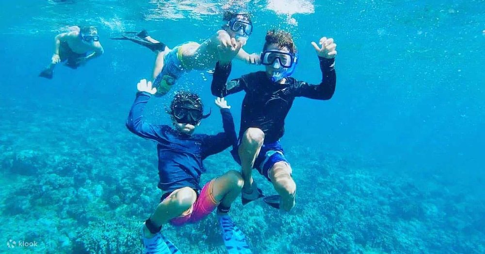 Snorkeling (Lặn Ống Thở)