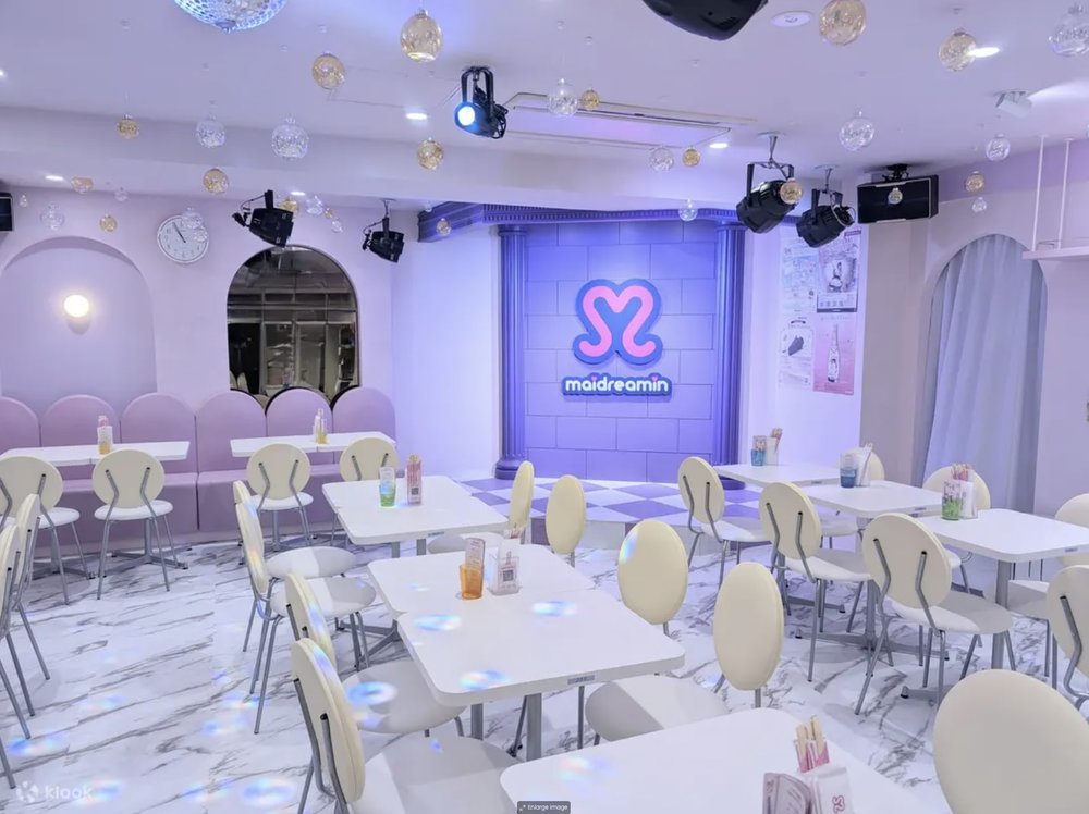 Maid Cafe Experience at Maidreamin