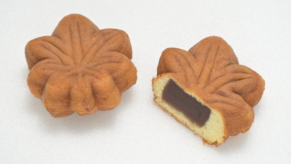 Momiji manju 