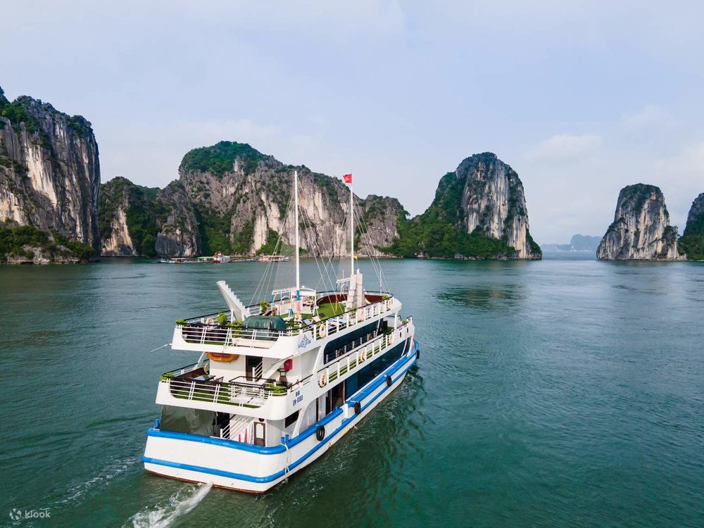 Trải Nghiệm Du Thuyền Ngủ Đêm