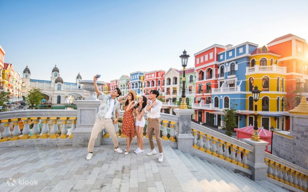 Những Góc Check-In "Cháy Máy"