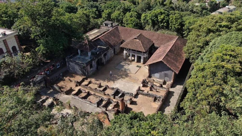 Chiều: Di Tích Nhà Tù Sơn La - Trường Học Cách Mạng