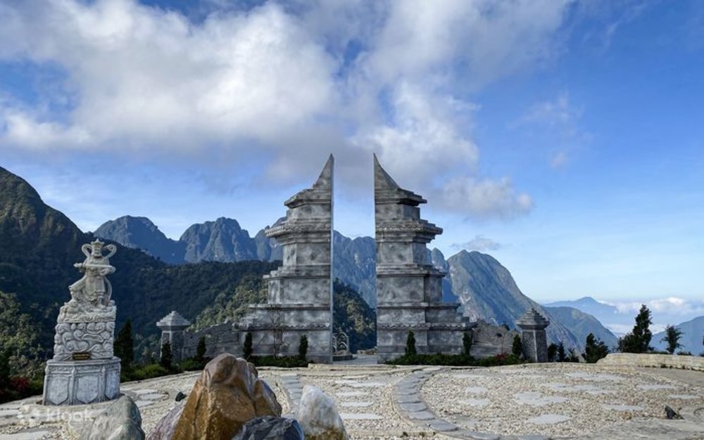 Đèo Ô Quy Hồ - Săn Hoàng Hôn Từ Ô Tô