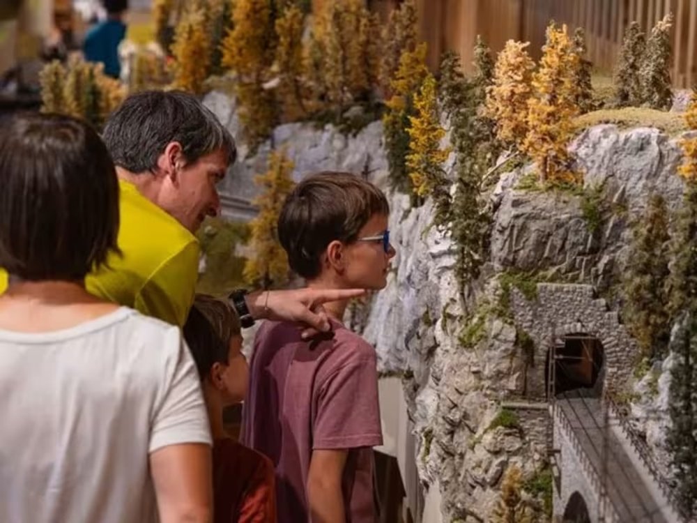 阿爾布拉鐵道與博物館