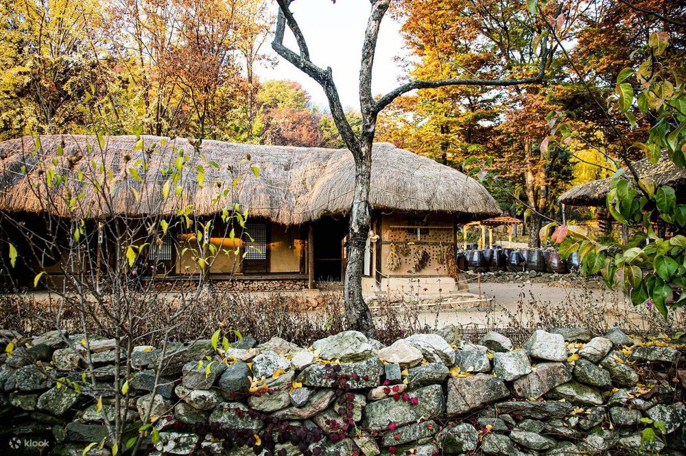 Làng Dân Tộc Hàn Quốc (Korean Folk Village) - Bảo Tàng Sống Động