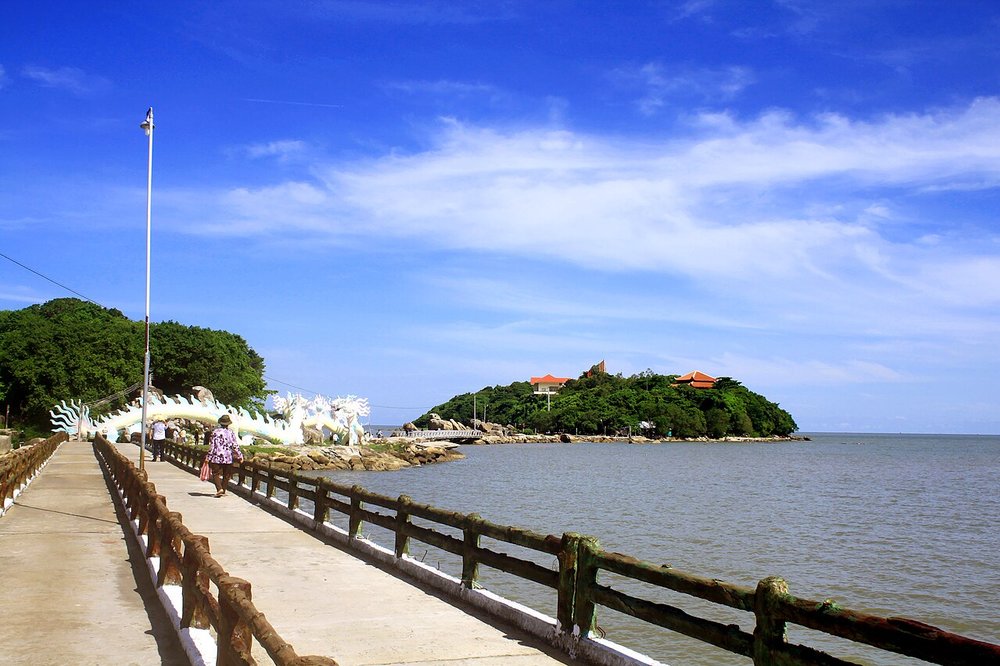 Khu Du Lịch Hòn Đá Bạc - Tuyệt Tác Của Đá Và Biển