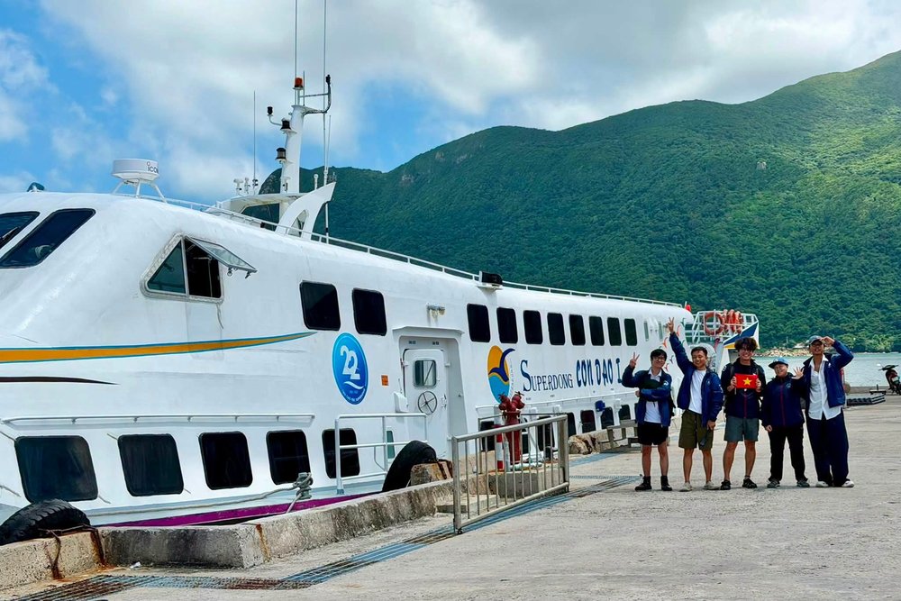 Kinh Nghiệm Đi Tàu Đỡ Say Sóng Và Chuẩn Bị Hành Lý