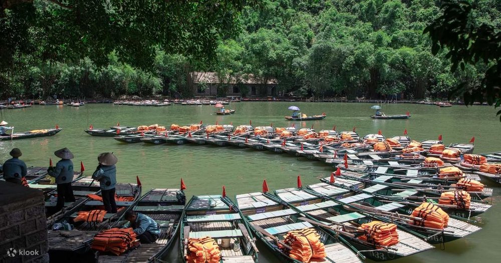 Tại Sao Tràng An Là "Thanh Âm" Hoàn Hảo Cho Những Bộ Ảnh Cổ Phục?