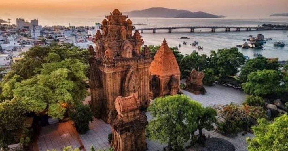 Tháp Bà Ponagar