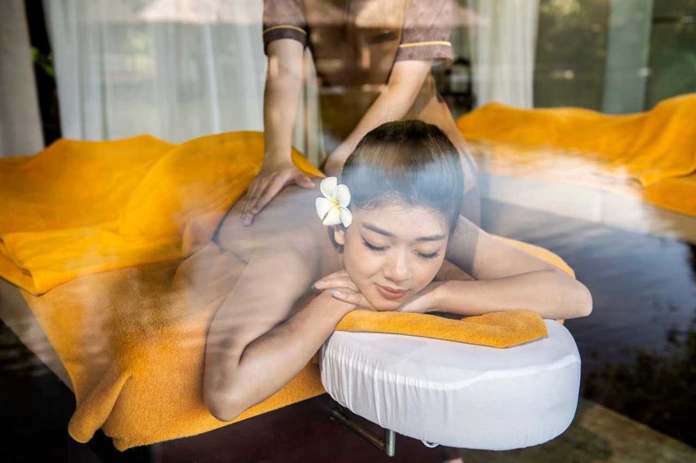 Sáng: Tắm Biển, Buffet & Spa Thư Giãn