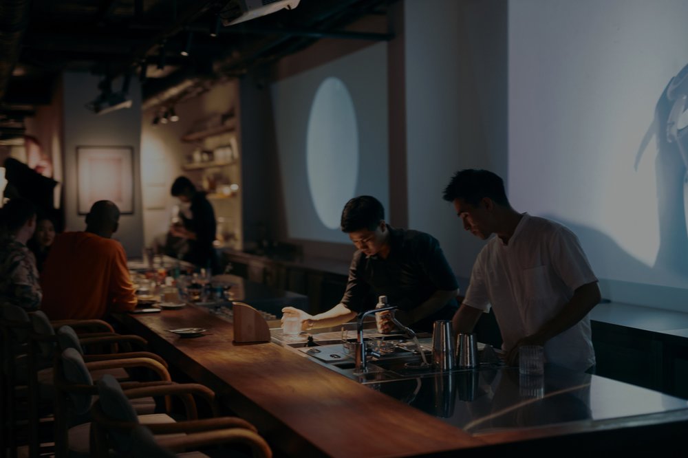 Ômm Mixology - Jazz & Cocktails: Sang Trọng Và Tinh Tế