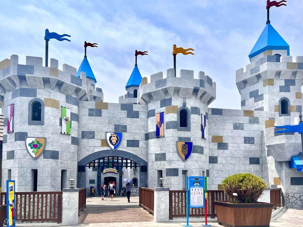LEGO Castle: Hành Trình Chinh Phục Rồng Thiêng