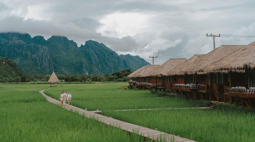 Vieng Tara Villa - Cây Cầu Gỗ Giữa Cánh Đồng Lúa