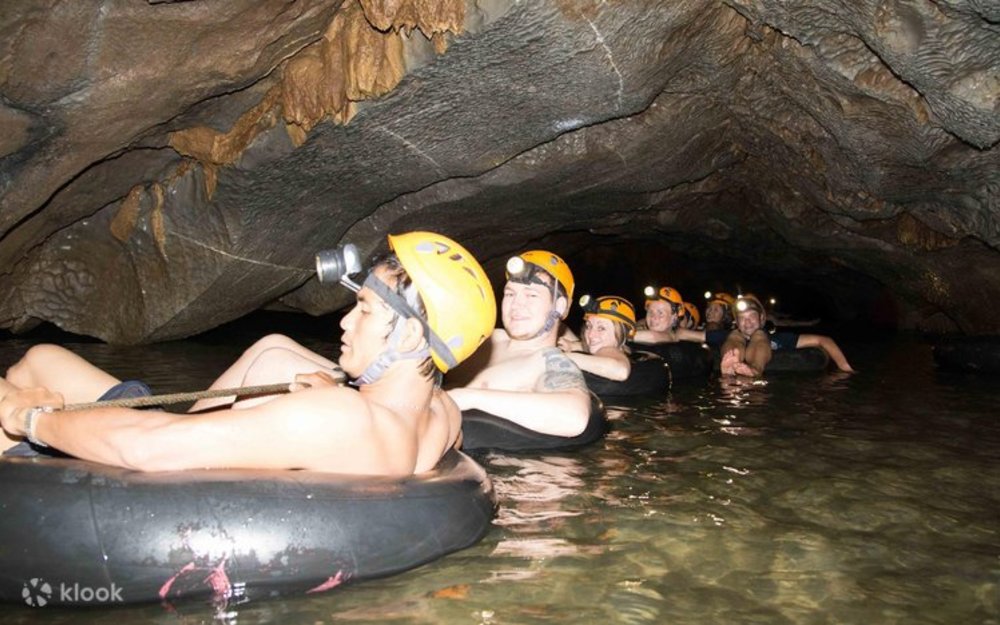Tham Nam (Water Cave) - Trải Nghiệm Tubing Trong Hang