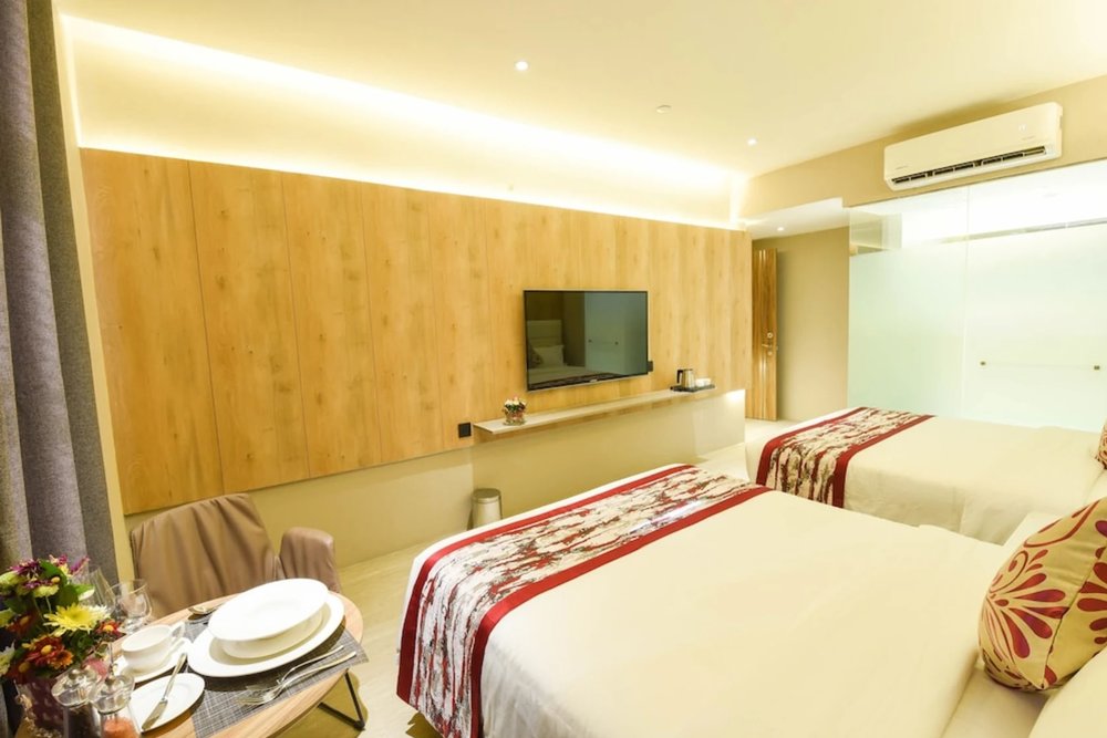 red hotel cubao quezon city