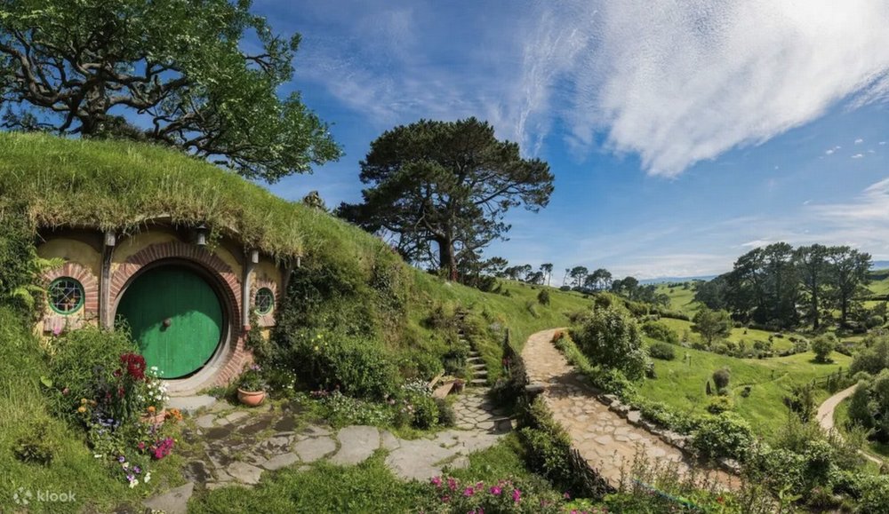 NZ public holidays 2027 - Hobbiton Movie Set