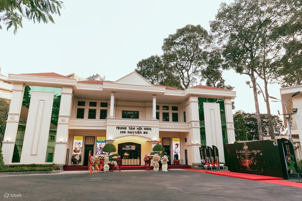 Trải Nghiệm Dining Show Kết Hợp Ẩm Thực Và Nghệ Thuật