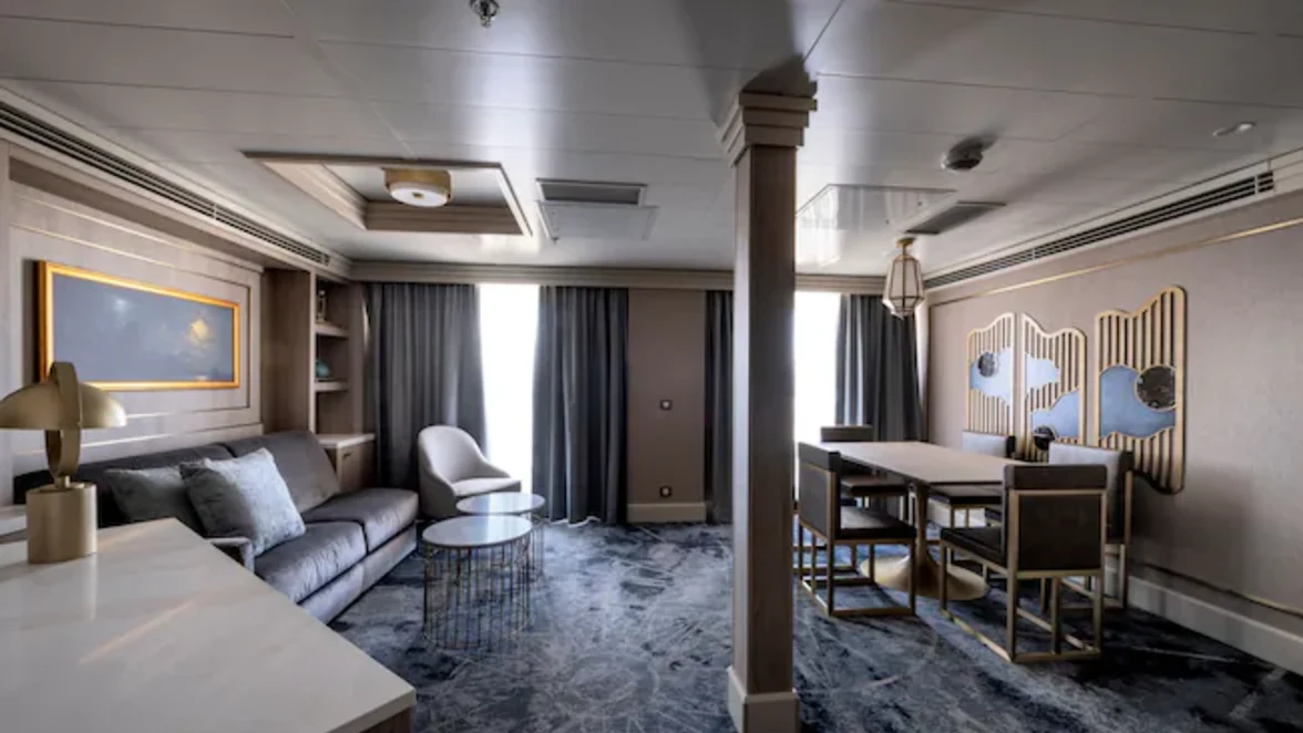 DCL-DW Accoms (Concierge 2-Bedroom Suite with Verandah)
