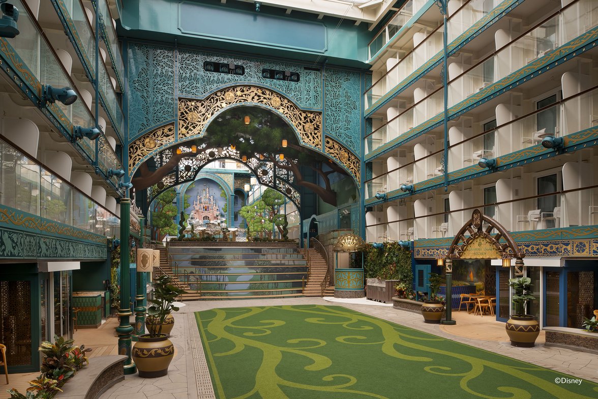 DCL-DA Disney Imagination Garden_Garden area