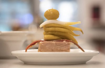 10 Must-Try Barcelona Local Food & Drinks
