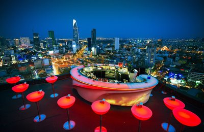 越南必去 Skybar 絕美夜景! 7 家最新胡志明高空酒吧!