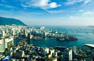 【釜山自由行】超清楚交通攻略帶你登上「 釜山塔 」俯瞰釜山港! 離地鐵南浦洞只要十分鐘!