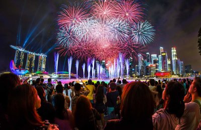 今年跨年飛往新加坡吧! 2018 新加坡濱海灣跨年煙火活動5大亮點!