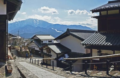 【名古屋自由行】岐阜縣「馬籠宿」交通/景點全攻略,置身江戶時代古驛道宿場!