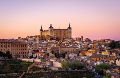 鉄道で巡るスペインのモデルコース！バルセロナ・マドリード・セビリア・グラナダ周遊旅行