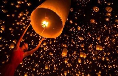 泰国漫天灯火美到失语!2024天灯节保姆级全攻略!
