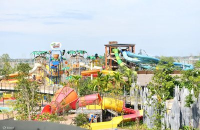 Your Complete Guide to Visit SplashMania Waterpark in Gamuta Cove, Malaysia