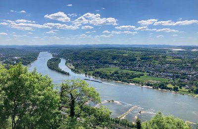 デュッセルドルフから日帰り列車旅｜Königswinter（ケーニヒスヴィンター）でドイツを100%たのしむ1日

