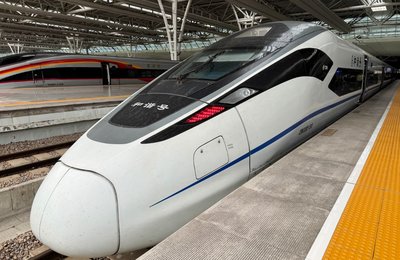 中国高速鉄道（高鉄）完全ガイド：予約方法から乗り方、座席クラスまで徹底解説