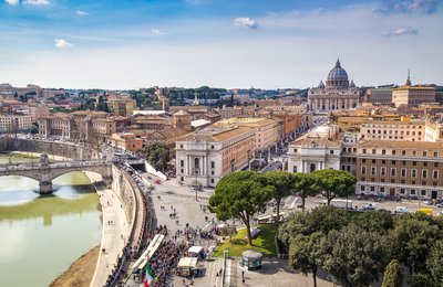 7 Best Places to Stay in Rome Near Top Attractions