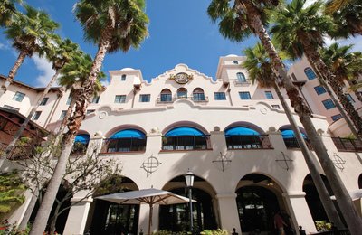 6 Best Orlando Resorts for Theme Park Lovers