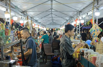 Your Ultimate Night Guide to Halong Night Market
