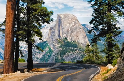 5 Best Places to Visit in the US in May for Sunny Adventures