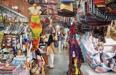 【2026最新】マレーシアおすすめお土産10選!定番から雑貨・コスメまで買える場所も解説