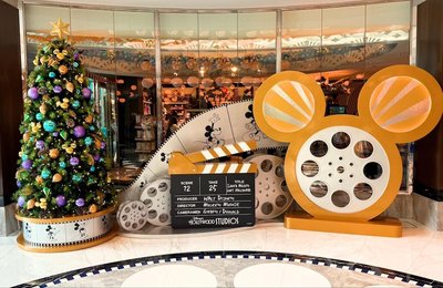 ディズニー・ハリウッド・ホテル滞在レポ｜マーベル＆ミッキー客室やキャラグリ、宿泊特典を徹底解説！