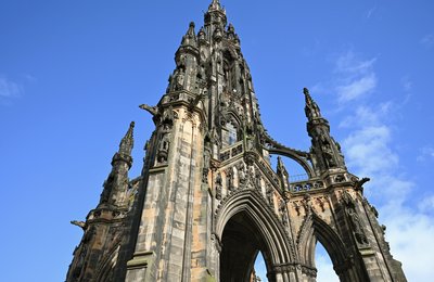 8 Landmarks in Edinburgh You Have to See for Yourself