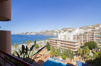 Your Guide to the Best Beaches in Granada