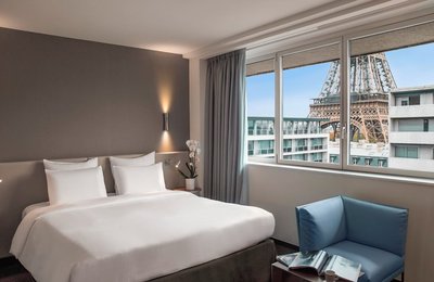 Most Convenient Places to Stay in Paris Near Tourist Sites