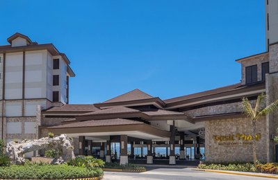 Best Mactan airport hotels, plus one worth the extra drive