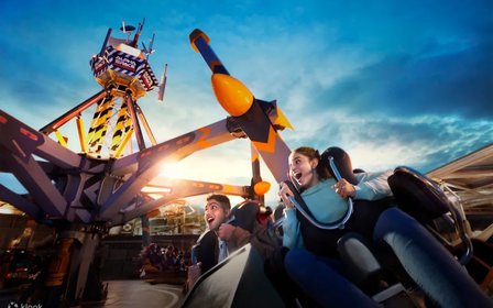 World-class rides & entertainment