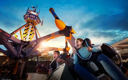 World-class rides & entertainment