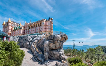Enjoy popular attractions & activities