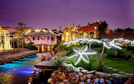 Immersive Cultural Theme Park & Interactive Mini-Shows