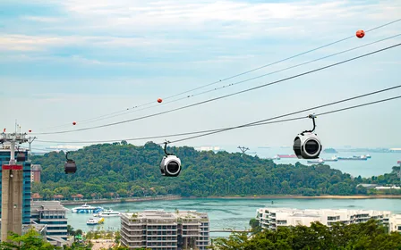 Singapore's scenic cable car